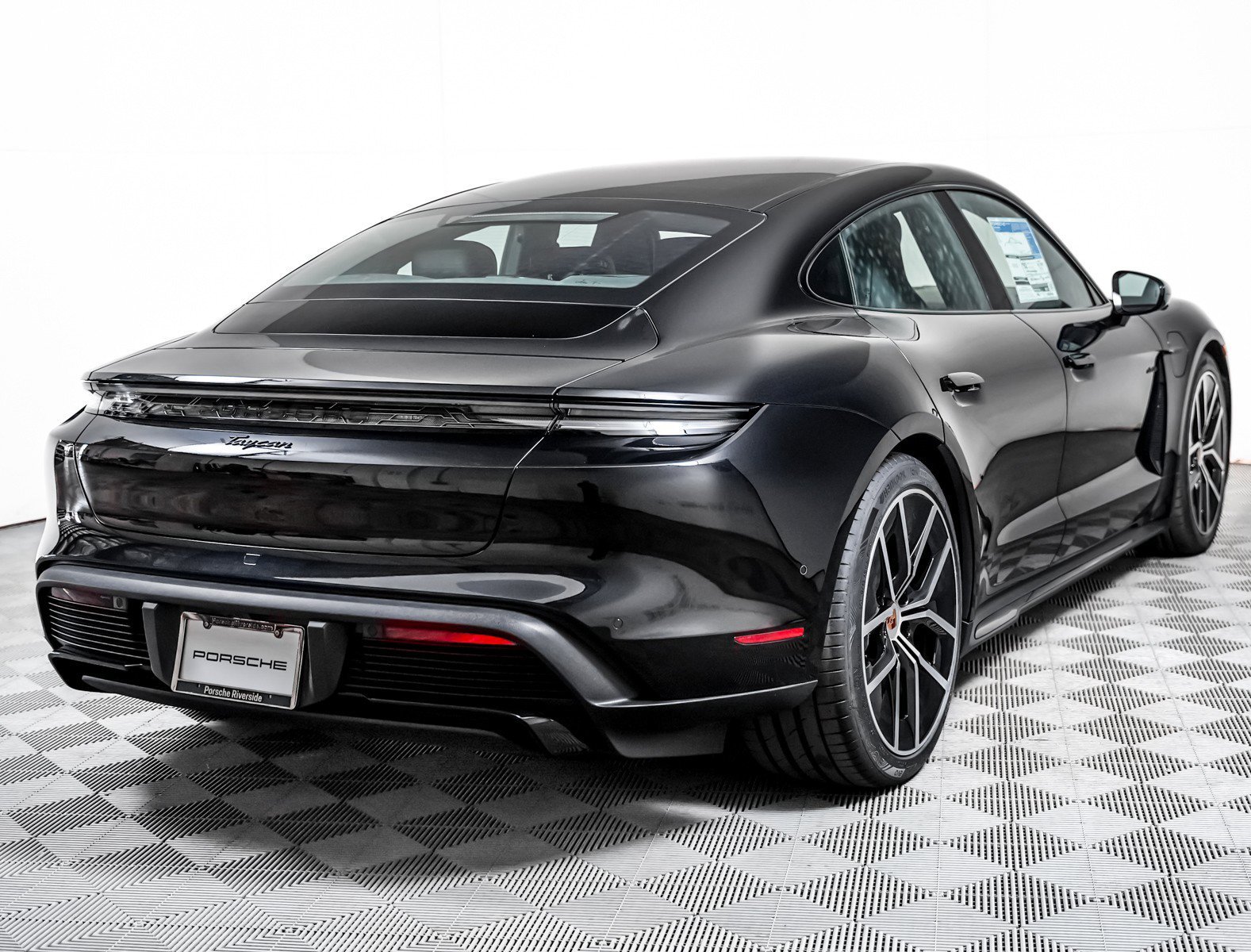 New 2026 JET BLACK Porsche Black Edition image 8