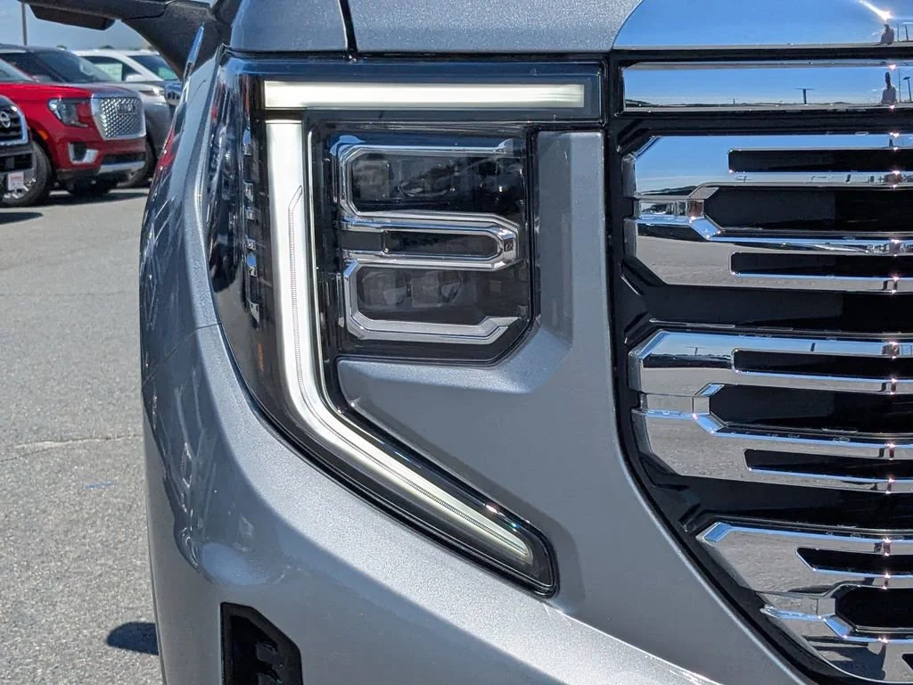 2026 GMC Sierra 1500 Denali - Photo 10