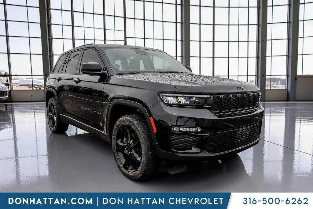 Used 2023 Black Jeep Limited image 40