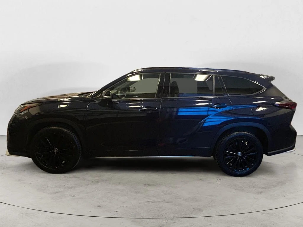 Used 2025 Blueprint Toyota XSE image 2