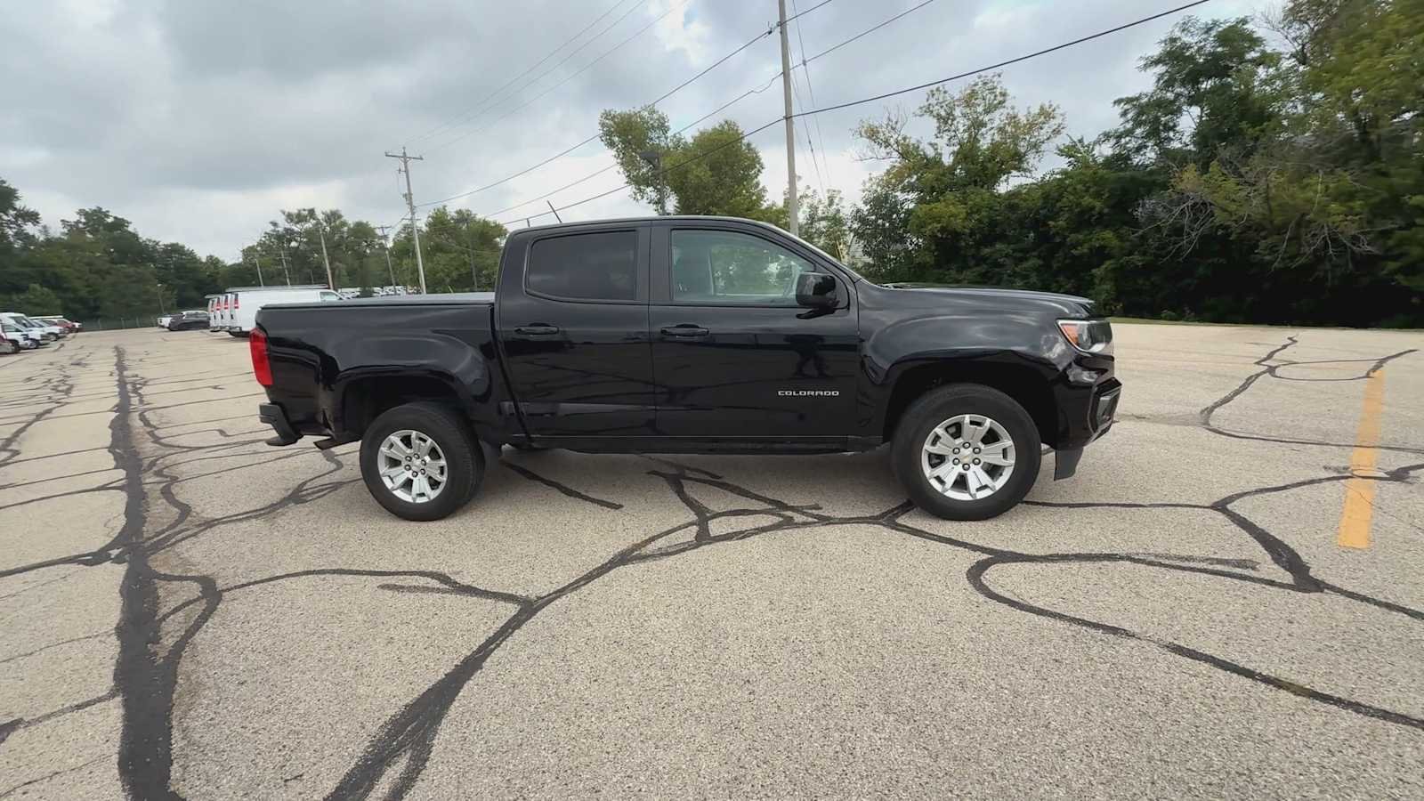 Certified Used 2022 BLACK Chevrolet 4WD LT image 9