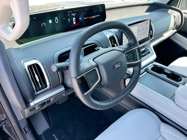 New 2026 Gray Ford Platinum image 6