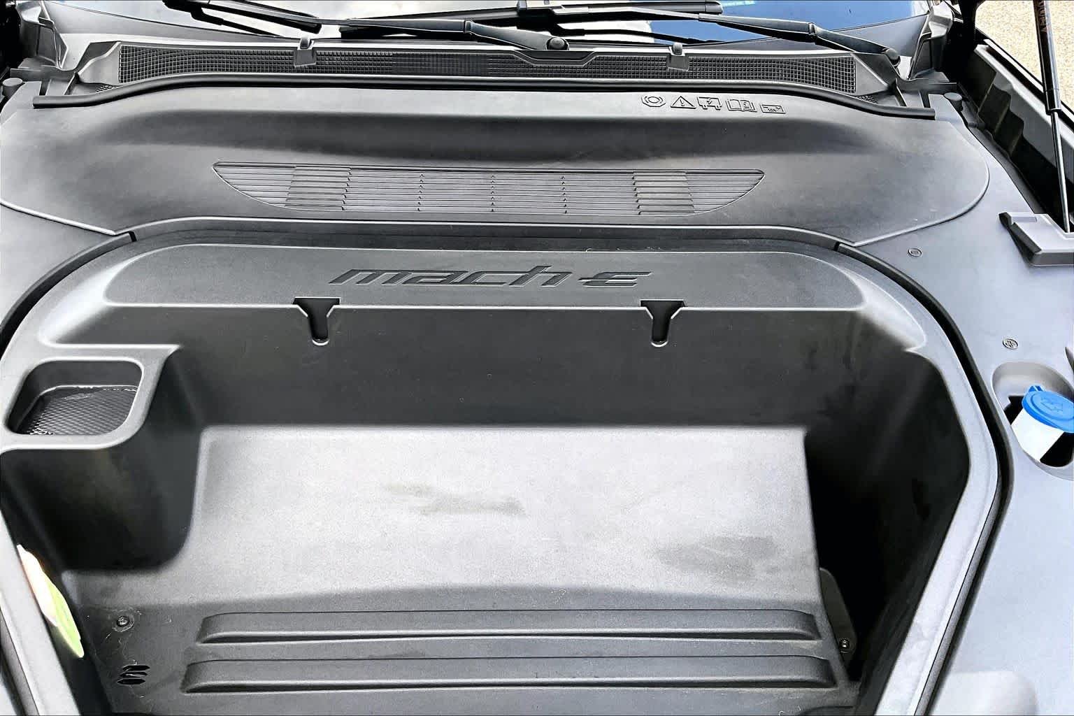 Used 2025 Shadow Black Ford Premium image 36