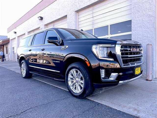 2024 Gmc Yukon XL SLT photo 3