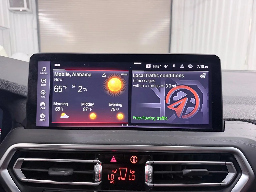 Used 2023 Dark Graphite BMW sDrive30i image 21