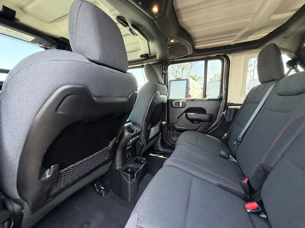 Certified Used 2025 Gray Jeep Rubicon image 27