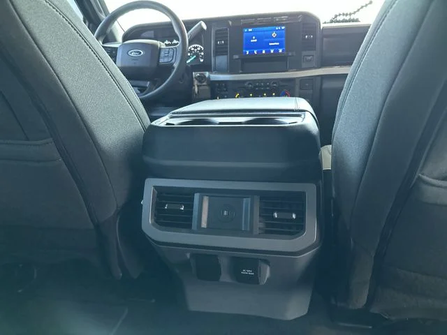Used 2023 Black Ford XLT image 22
