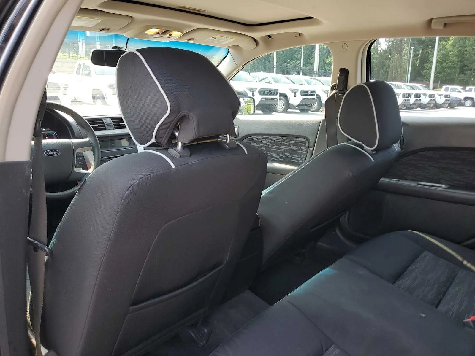 Pre-Owned 2012 Ford Fusion SE