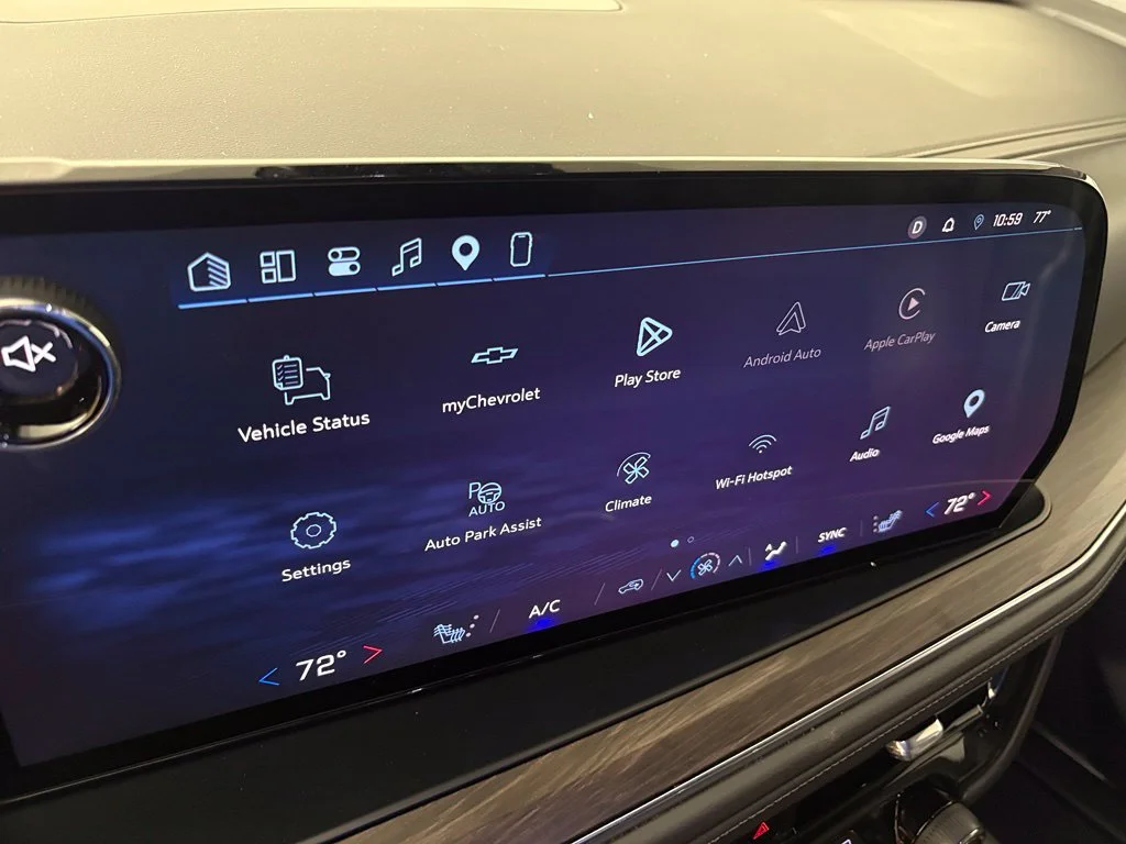 Used 2025 Black Chevrolet LT image 27