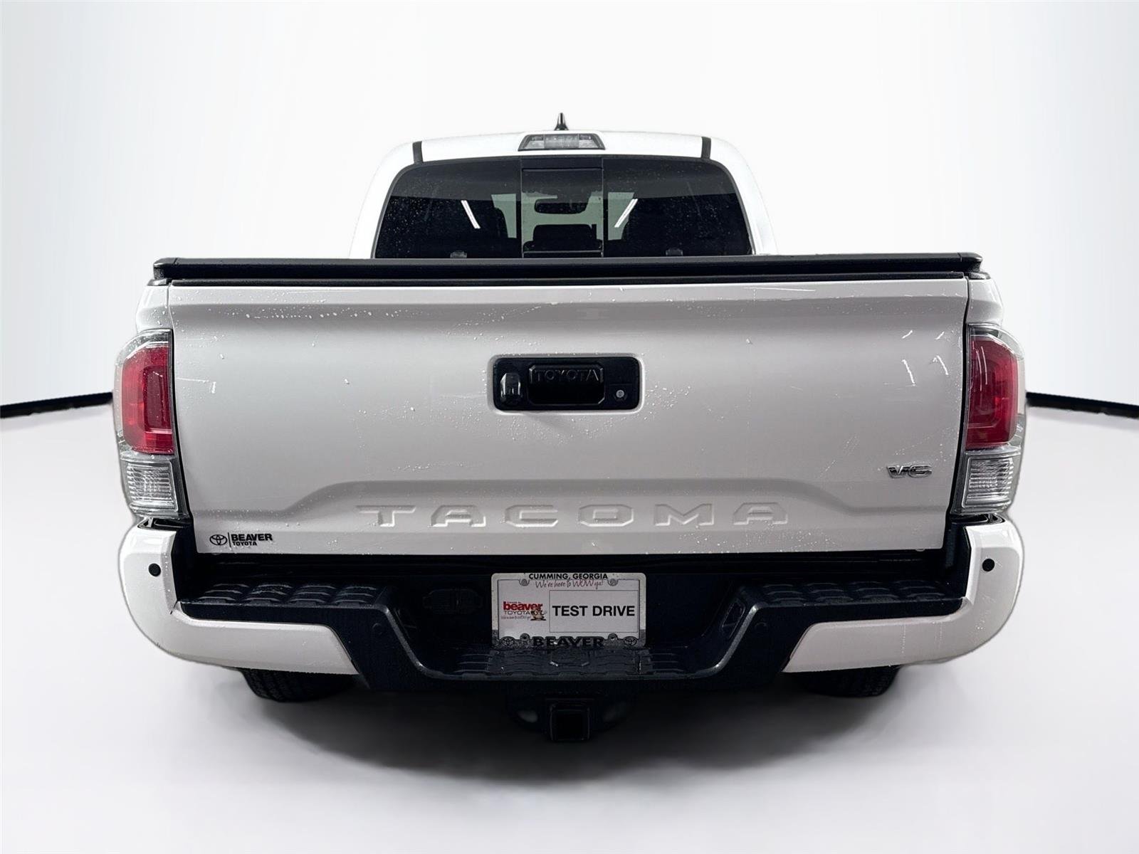 Used 2022 White Toyota TRD Off-Road image 12