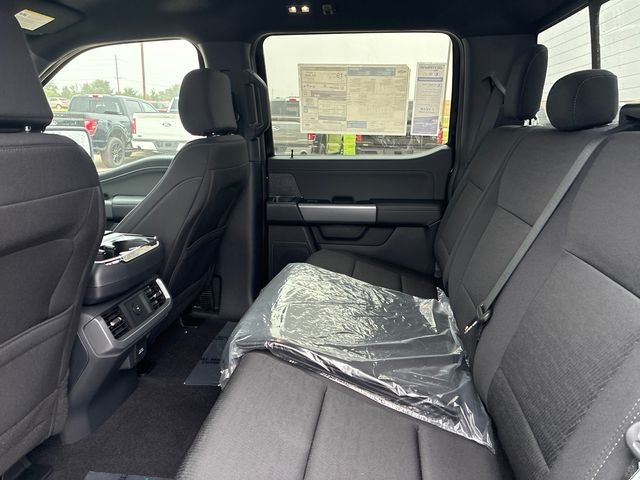 New 2026 Agate Black Metallic Ford XLT image 13