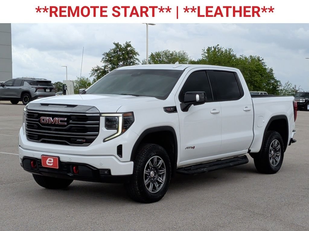 Used 2024 White GMC AT4 image 3
