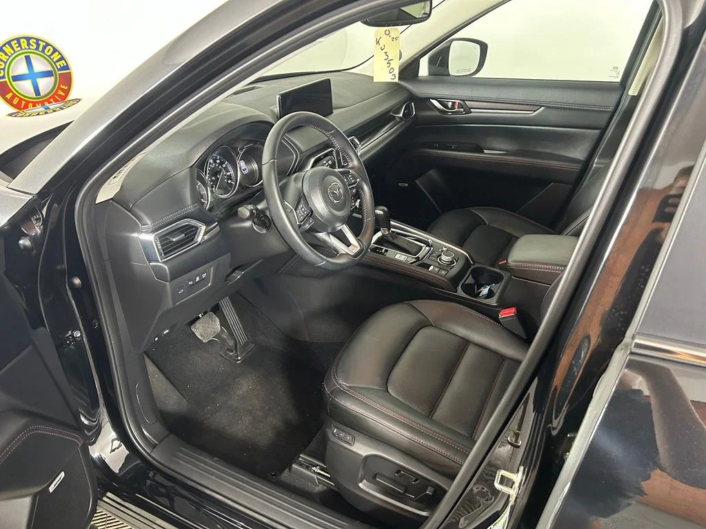 Used 2025 Black Mazda 2.5 S Carbon Edition image 7