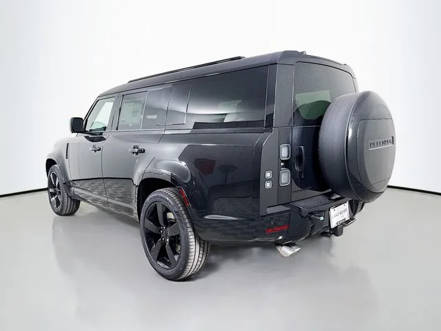 New 2026 Santorini Black Land Rover V8 image 7