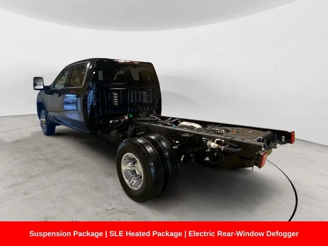 New 2026 Black GMC SLE image 3