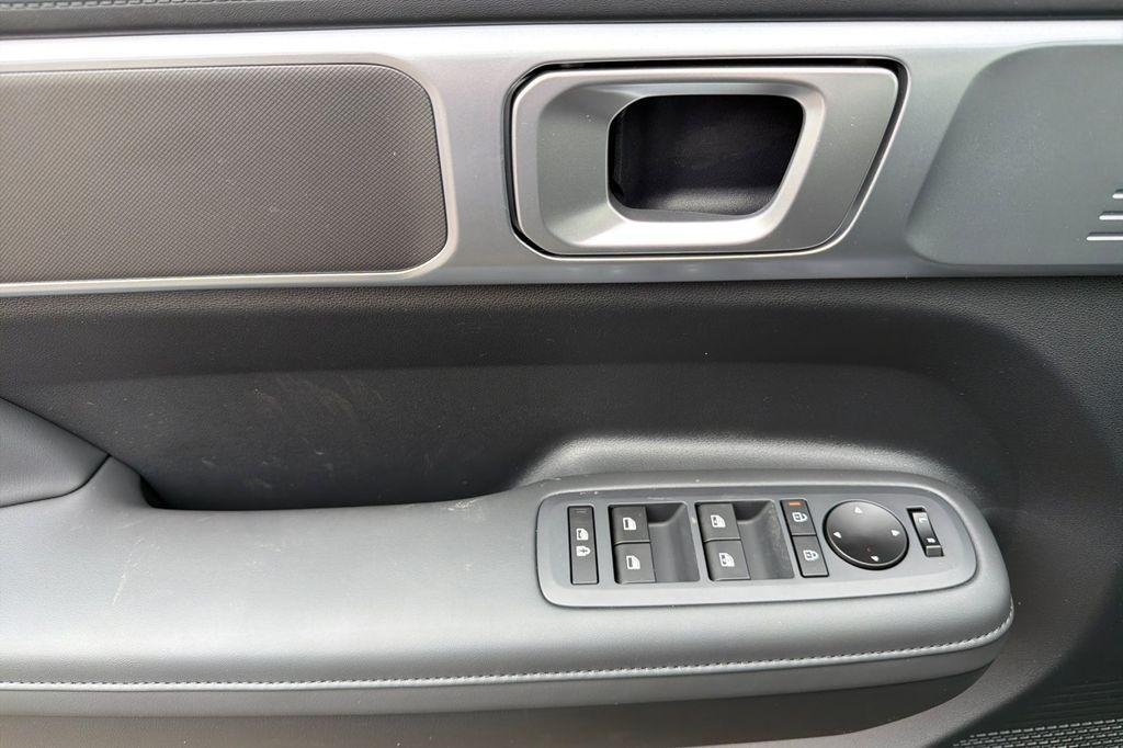 New 2026 Green Hyundai SEL AWD image 8