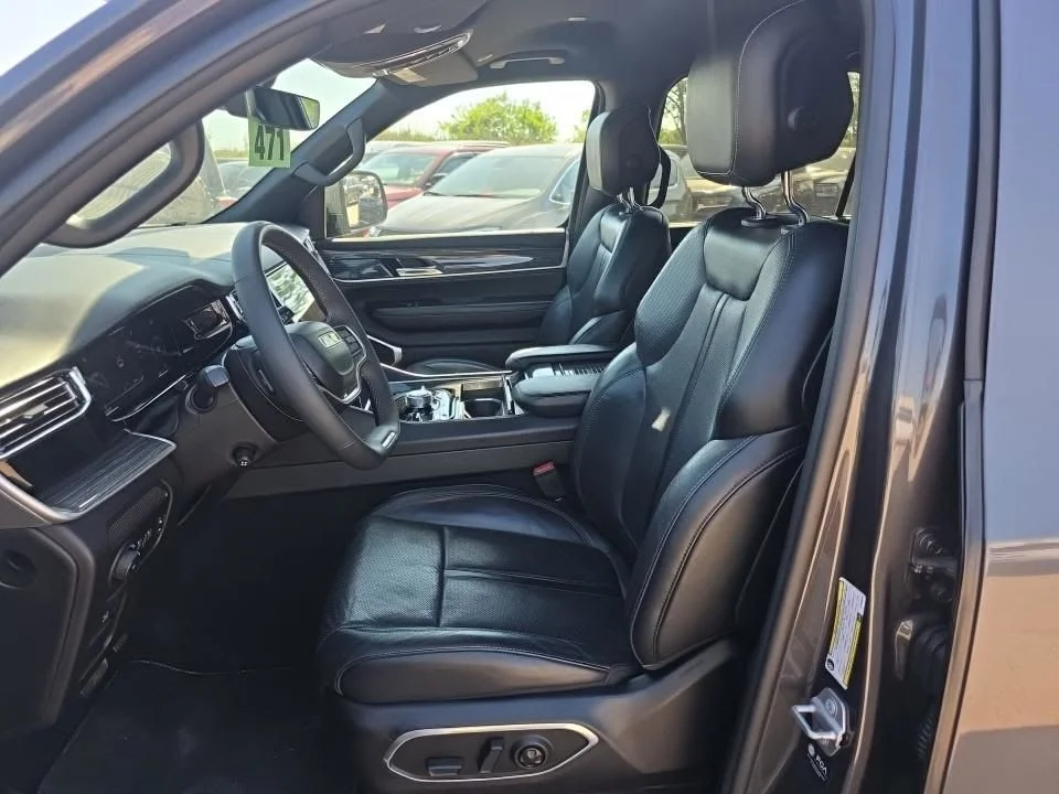 Used 2022 Gray Jeep Series III image 5