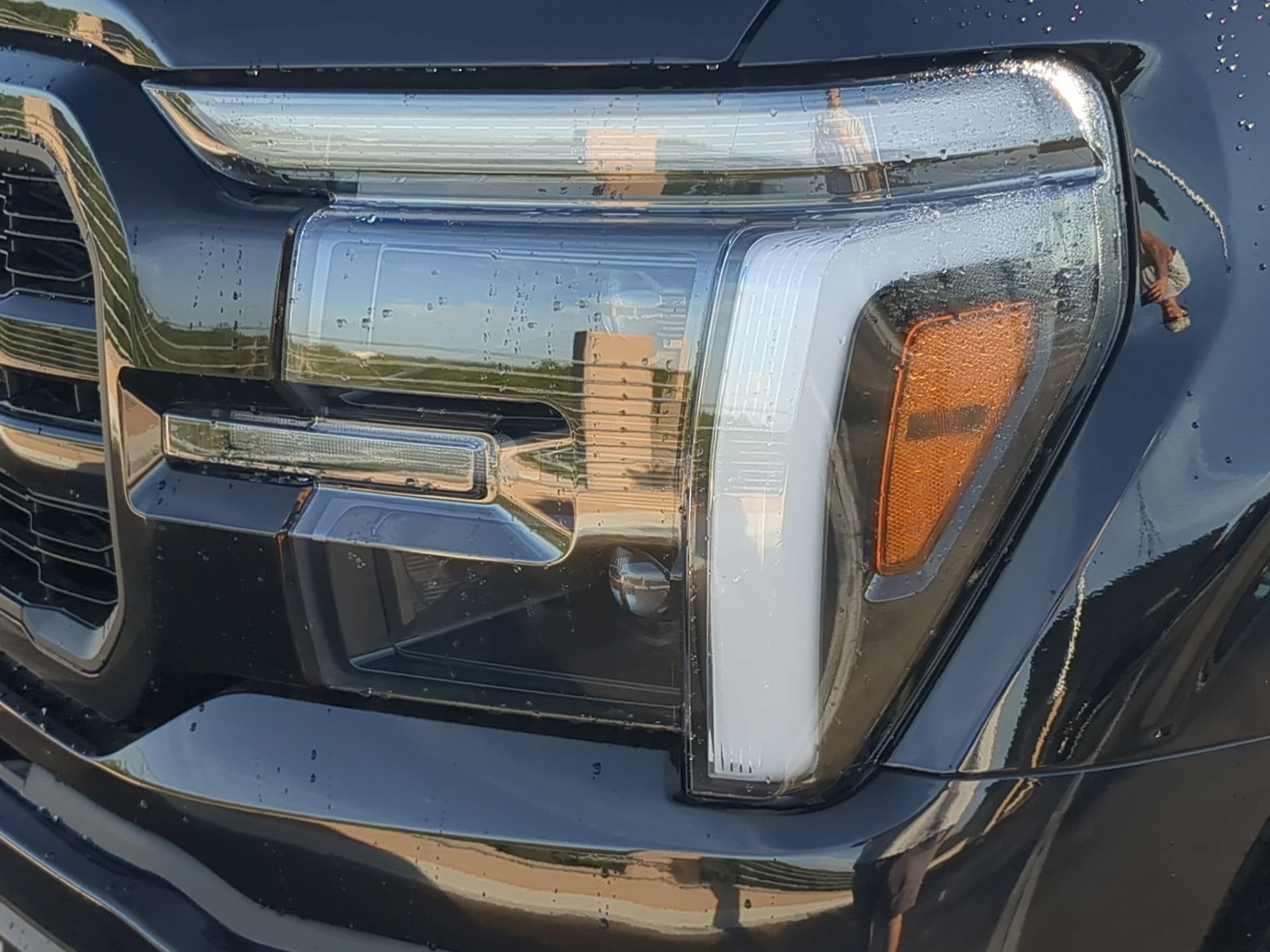 New 2026 Agate Black Metallic Ford Lariat® image 41