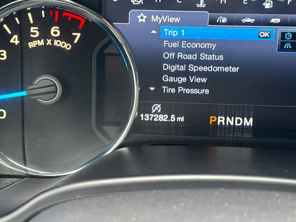 Used 2017 Gray Ford Lariat image 22