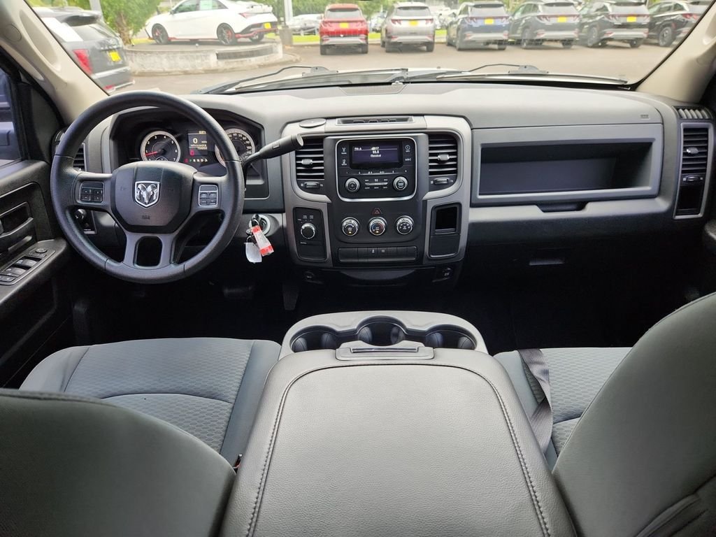 Used 2013 White Ram Express image 20