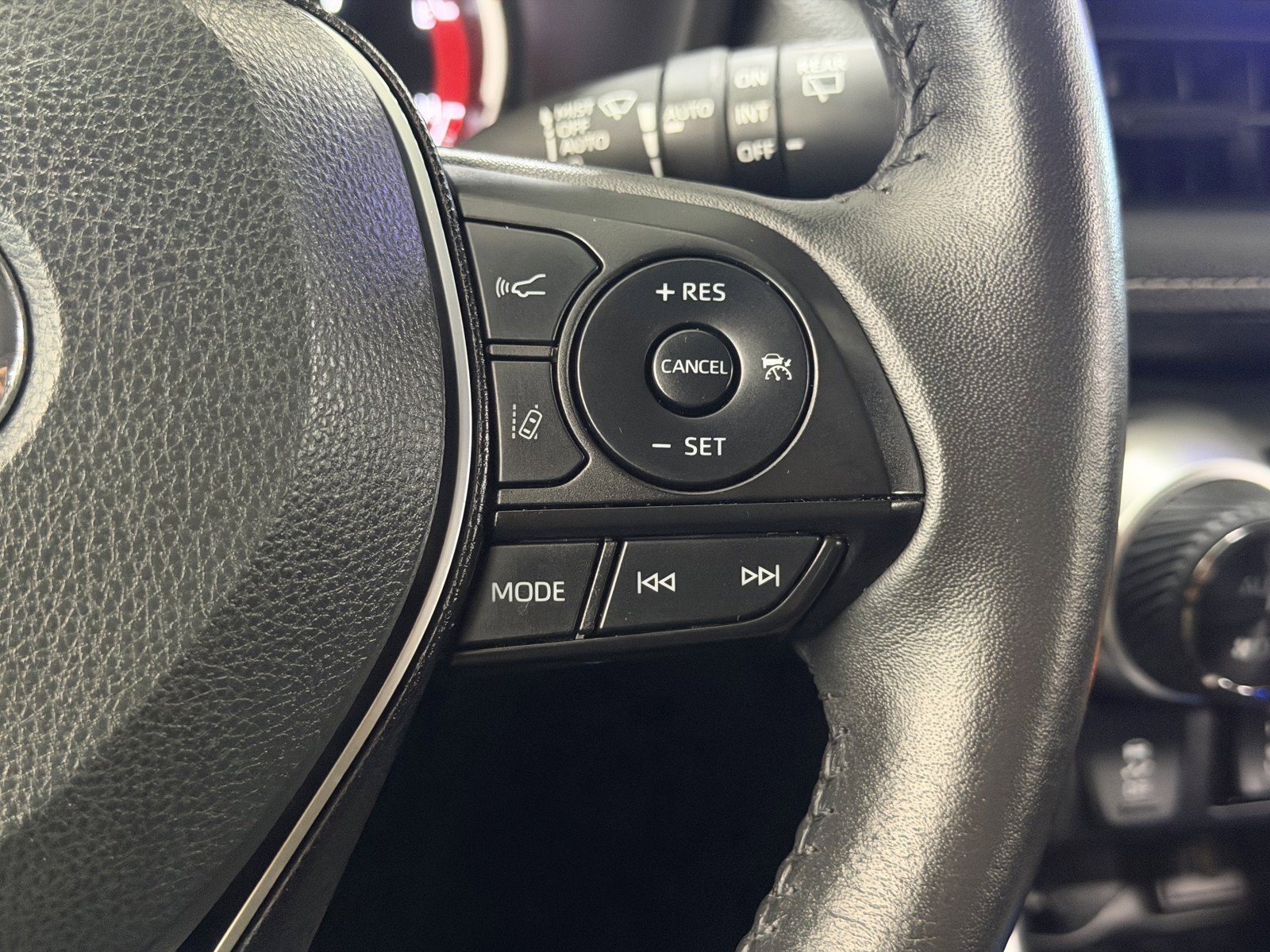 Certified Used 2025 Ruby Flare Pearl Toyota XLE image 16