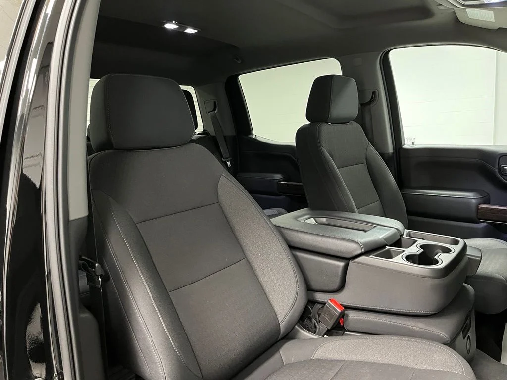 Used 2021 Black GMC Elevation image 58