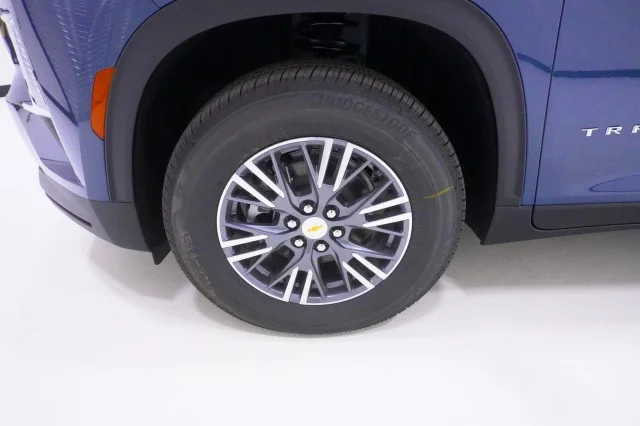 2026 Chevrolet Traverse LT - Photo 12