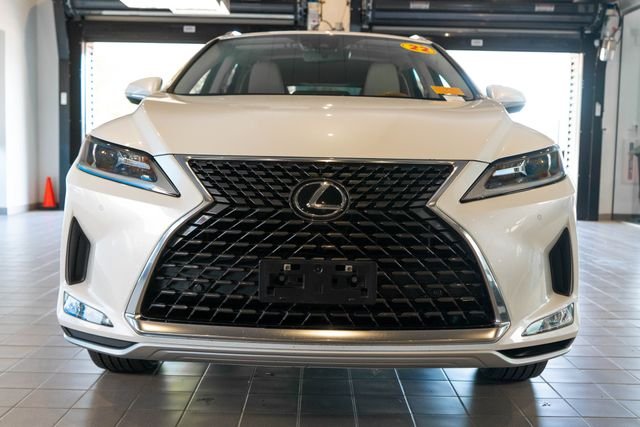 Used 2022 White Lexus 350L image 2