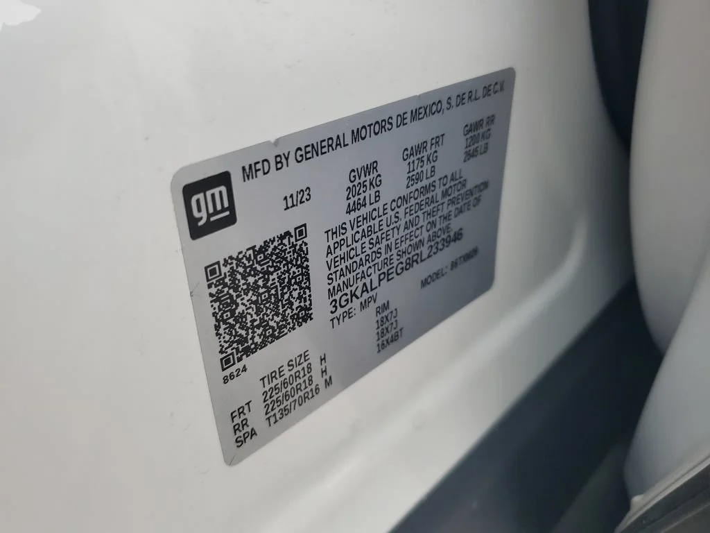 Used 2024 Summit White GMC SLT image 26