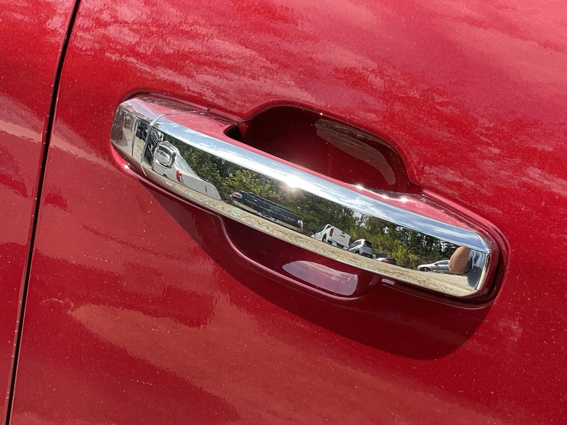 New 2025 Radiant Red Tintcoat Chevrolet High Country image 33