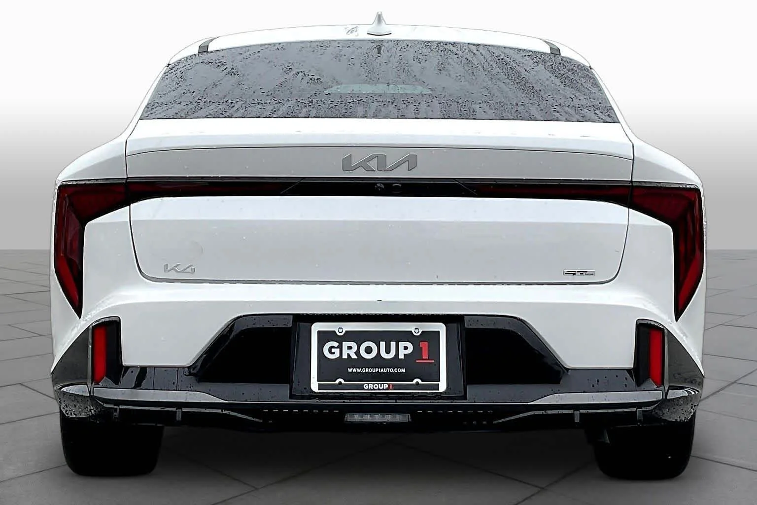 Used 2025 Snow White Pearl Kia GT-Line image 5