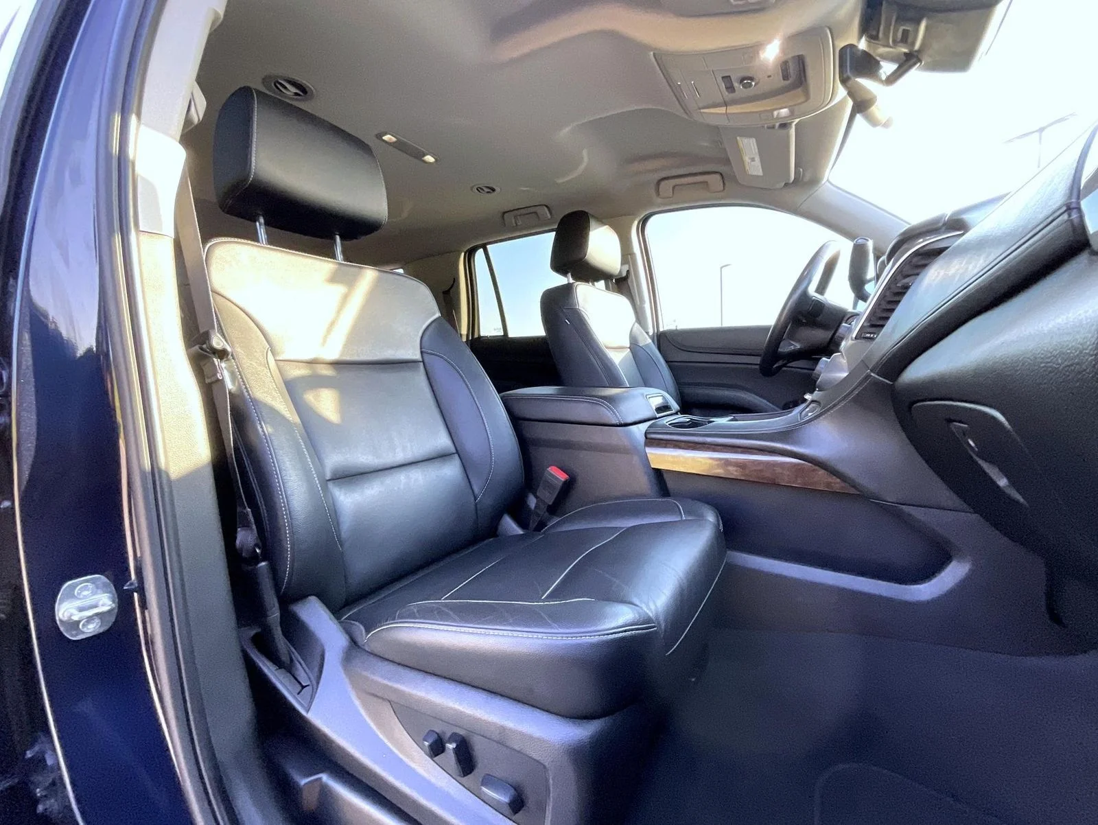 Used 2020 Blue Chevrolet LT image 16