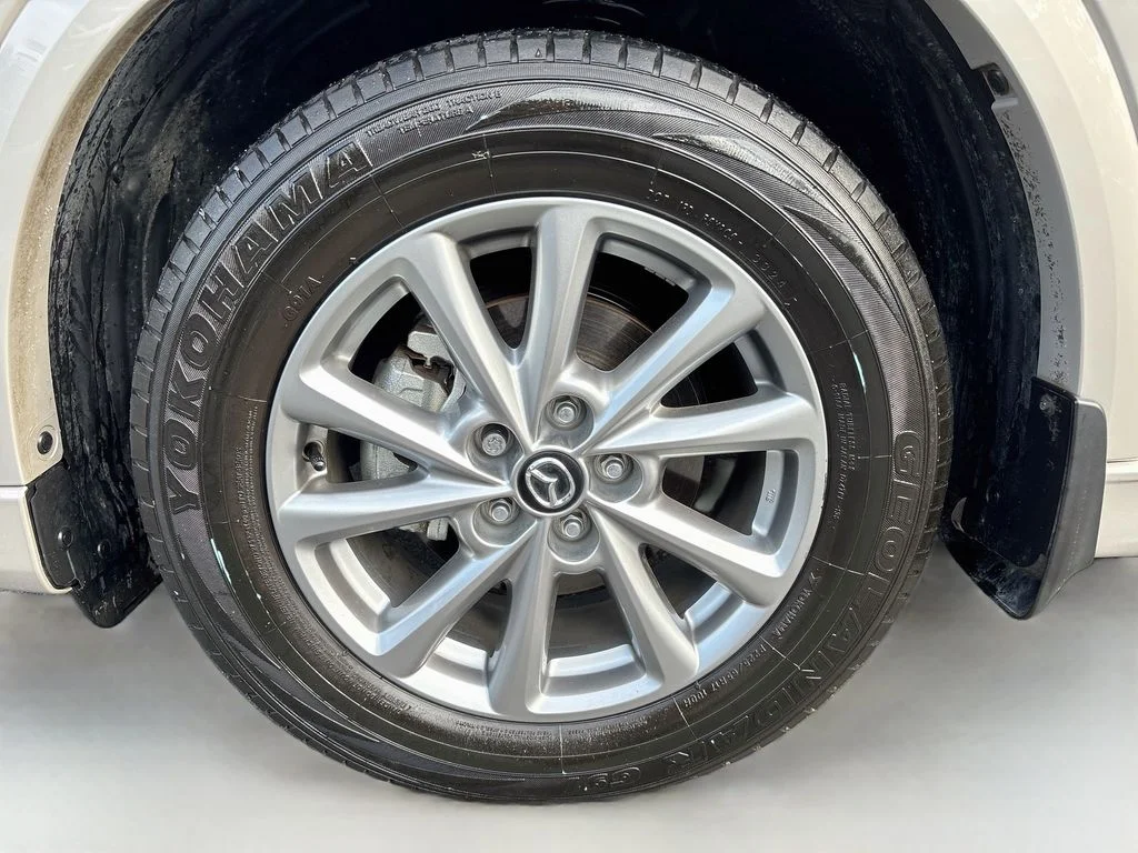 Used 2025 Quartz Metallic Mazda 2.5 S Preferred Package image 31