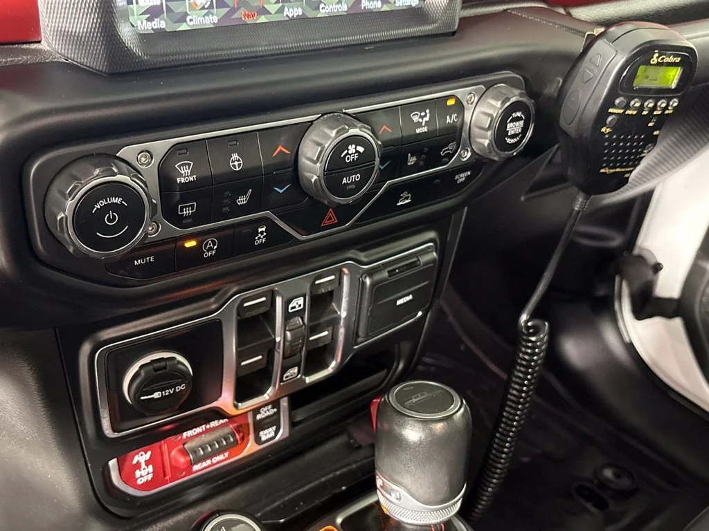 Used 2022 White Jeep Rubicon image 45