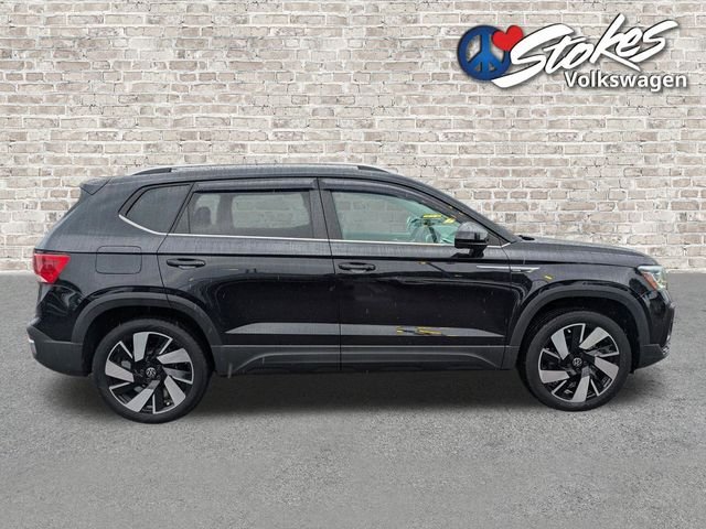 Used 2024 Black Volkswagen 1.5T SEL image 2