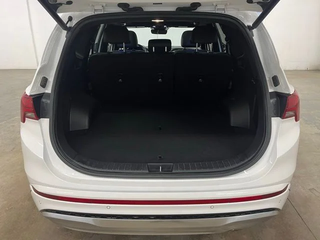Used 2023 White Hyundai Calligraphy image 23