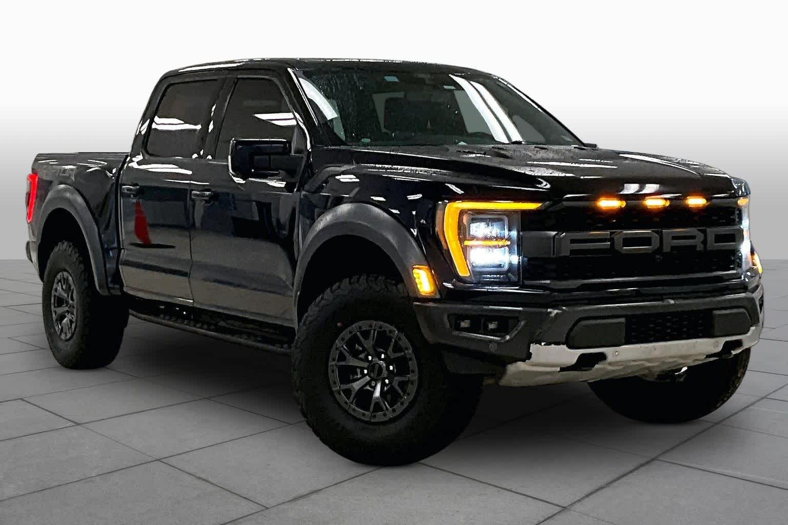 Used 2021 Antimatter Blue Metallic Ford Raptor image 2