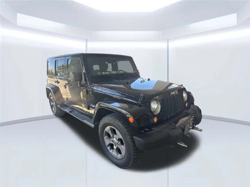 Used 2017 Black Jeep Unlimited Sahara image 2