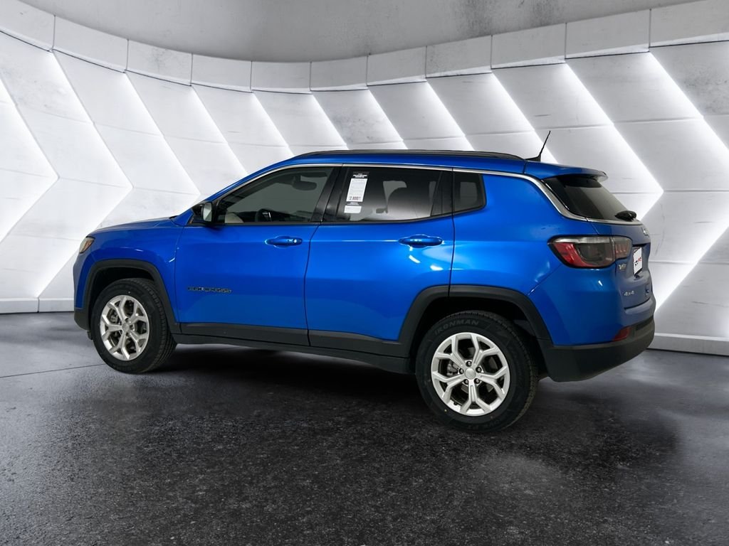 Used 2024 Blue Jeep Latitude image 6