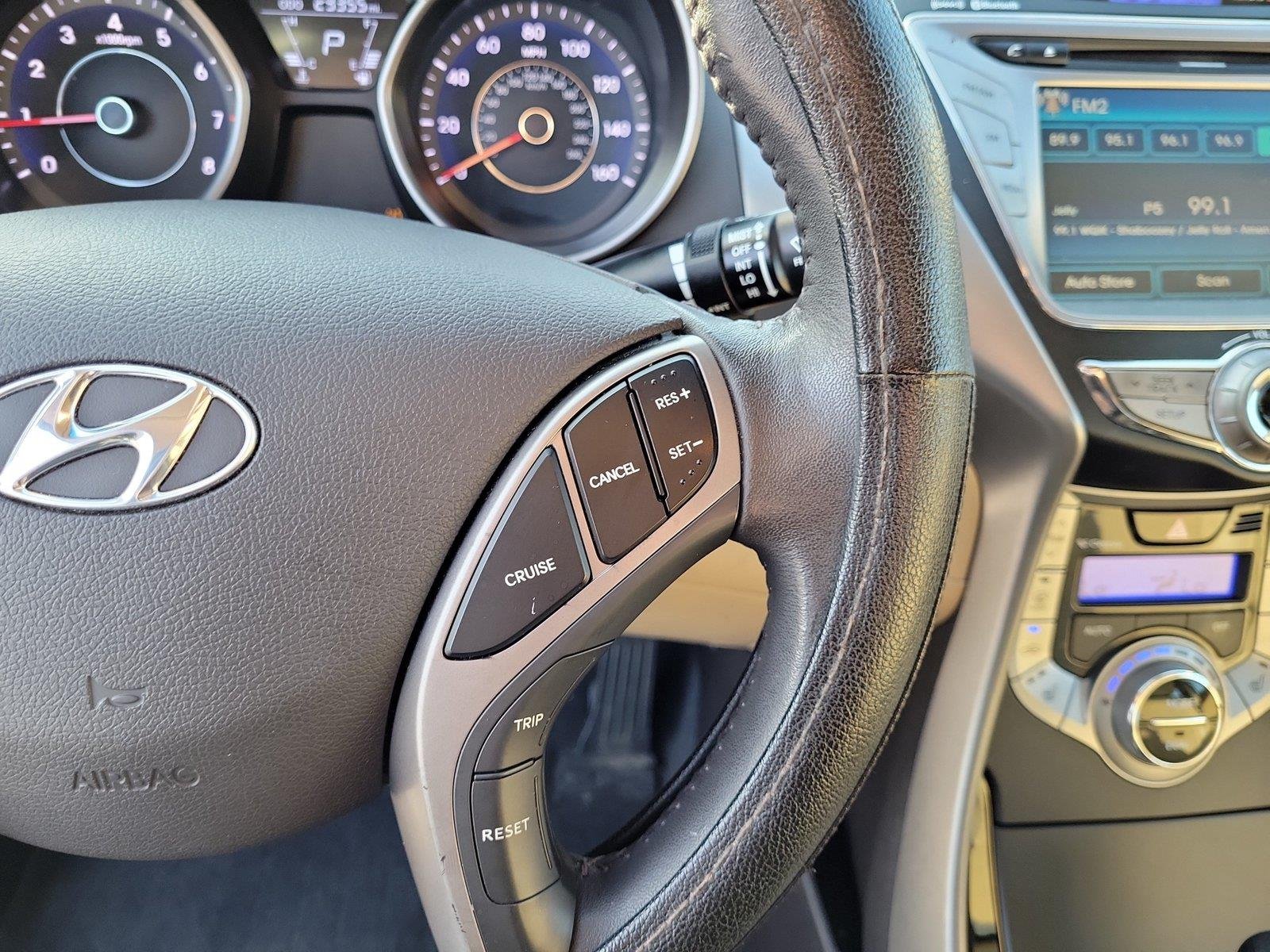 Used 2013 Shimmering White Hyundai Limited image 23