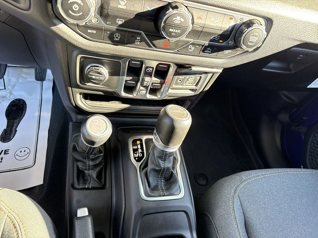 New 2026 Reign Exterior Paint Jeep Sport S image 18