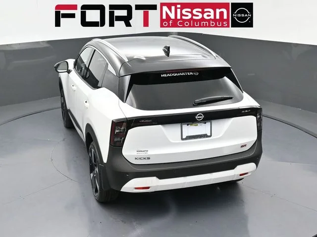 New 2026 Aspen White TriCoat / Super Black Two-tone Nissan SR image 41