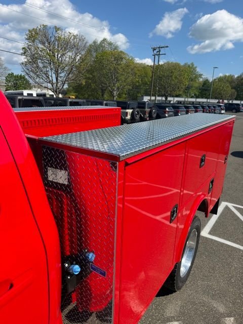 New 2026 Race Red Ford F-450® LARIAT® image 7
