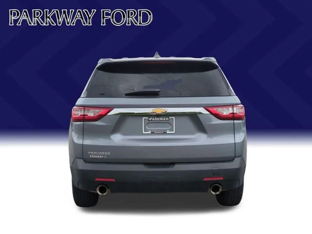 Used 2021 Gray Chevrolet LS image 4
