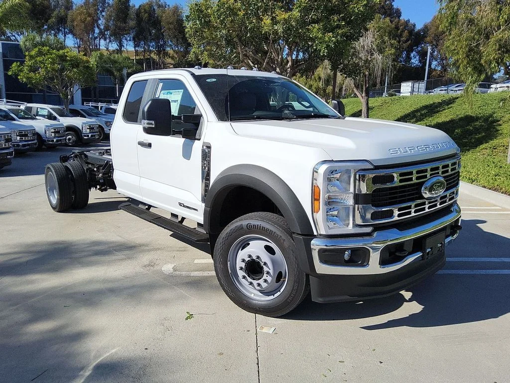 2026 Ford F-450 XL SuperCab 192-In DRW's photo