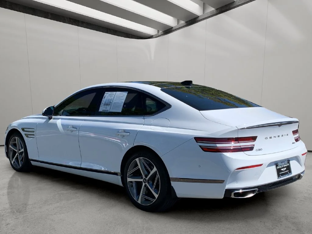 Used 2023 Alta White Genesis 2.5T image 3