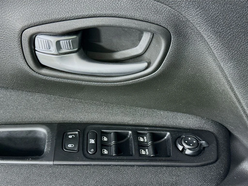 Used 2020 Gray Jeep Sport image 22
