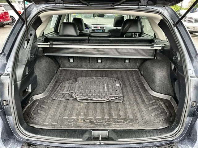 Used 2017 Gray Subaru 2.5i image 22