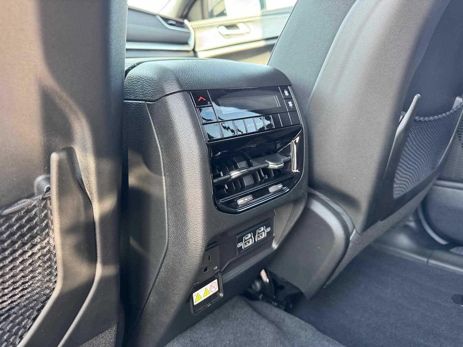 2025 Jeep Grand Cherokee L Laredo - Photo 25