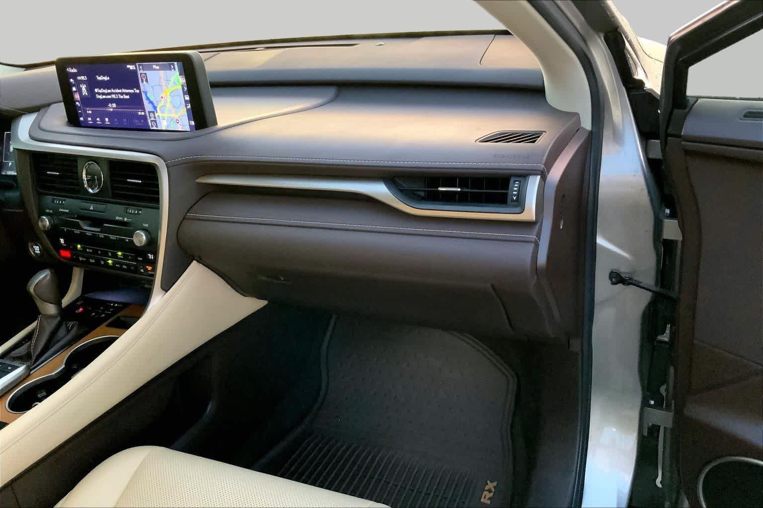 Used 2020 Atomic Silver Lexus  image 18